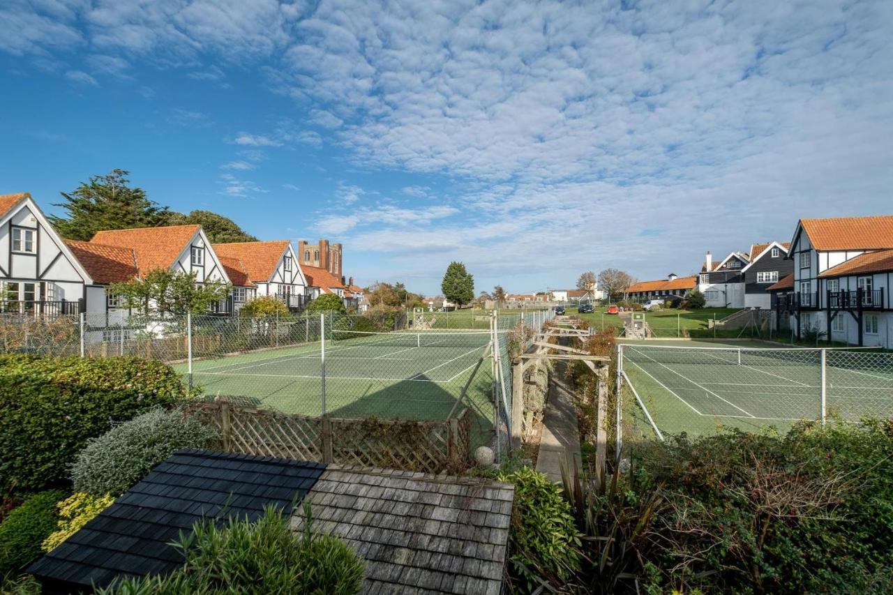 1 Sanctuary Court - Aldeburgh Coastal Cottages Thorpeness Dış mekan fotoğraf